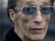 Bóng đá anh, ngoại hạng anh, lịch thi đấu euro 2012, Robin Gibb đang xạ trị vẫn hát 